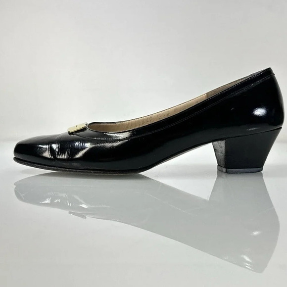 Salvatore Ferragamo Vintage Black Patent Leather Block Heel Buckle Accent Sz 7 - Picture 16 of 16